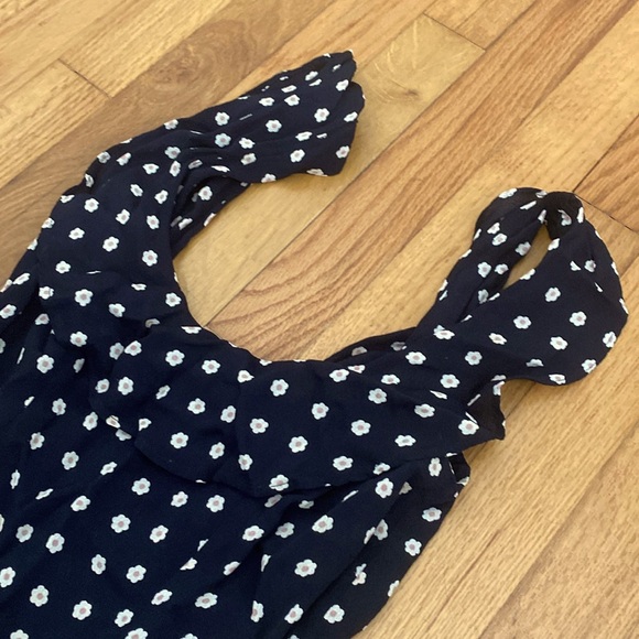 Reformation: Floral, Backless Dress - Picture 3 of 5